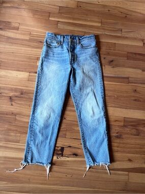 Levi's Washed Light Blue Straight Jeans with Frayed Hem